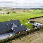 Ocean View,kinsale, Hosted By Exquisite Homes, Sleeps 22 Nyaraló Kinsale