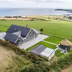 Ocean View,kinsale, Hosted By Exquisite Homes, Sleeps 22 Kinsale