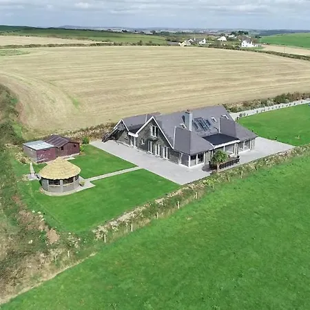 Ocean View,kinsale, Hosted By Exquisite Homes, Sleeps 22 *