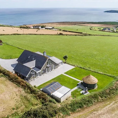 Ocean View,kinsale, Hosted By Exquisite Homes, Sleeps 22 *