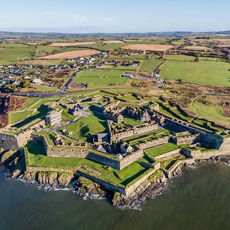 Nyaraló Ocean View,kinsale, Hosted By Exquisite Homes, Sleeps 22 *