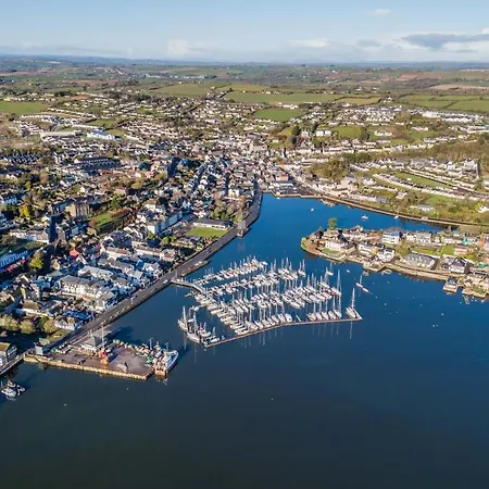 Ocean View,kinsale, Hosted By Exquisite Homes, Sleeps 22 *