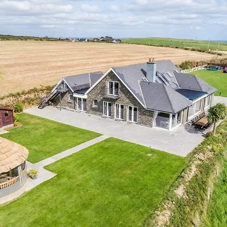 Feriehus Ocean View,kinsale, Hosted By Exquisite Homes, Sleeps 22