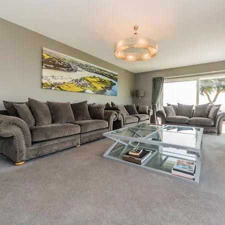 Ocean View,kinsale, Hosted By Exquisite Homes, Sleeps 22 Feriehus *