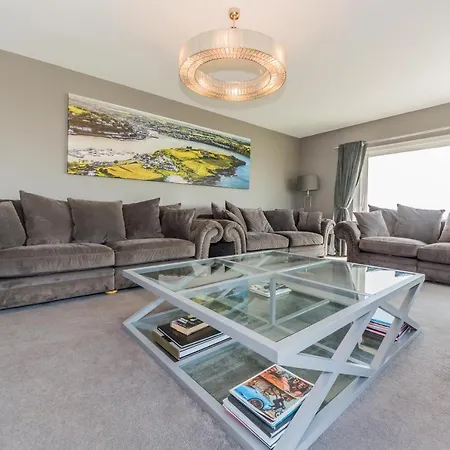 Ocean View,kinsale, Hosted By Exquisite Homes, Sleeps 22 Feriehus *