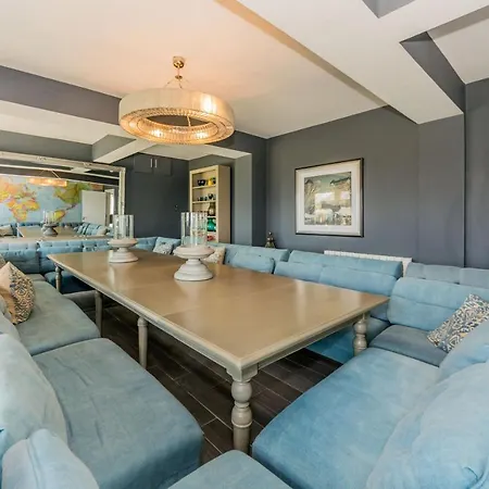 Feriehus Ocean View,kinsale, Hosted By Exquisite Homes, Sleeps 22 Kinsale