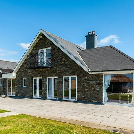 Feriehus Ocean View,kinsale, Hosted By Exquisite Homes, Sleeps 22 *