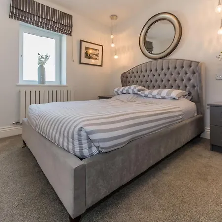 Ocean View,kinsale, Hosted By Exquisite Homes, Sleeps 22 Feriehus *