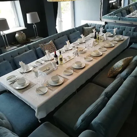 Ocean View,kinsale, Hosted By Exquisite Homes, Sleeps 22