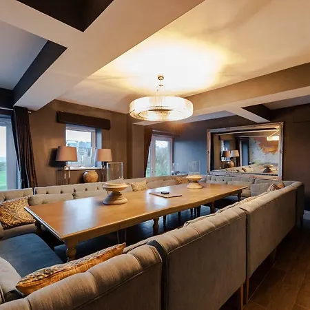 Ocean View,kinsale, Hosted By Exquisite Homes, Sleeps 22