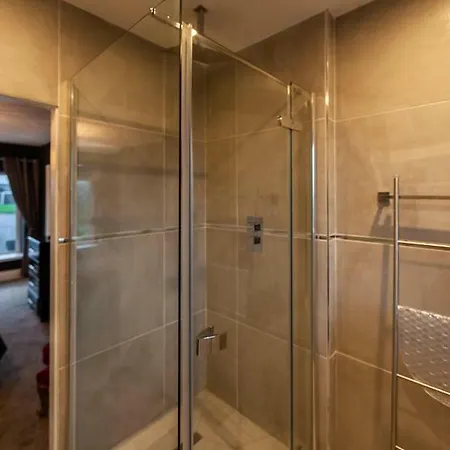 Ocean View,kinsale, Hosted By Exquisite Homes, Sleeps 22 Σπίτι διακοπών *