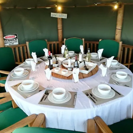 Ocean View,kinsale, Hosted By Exquisite Homes, Sleeps 22 金塞尔