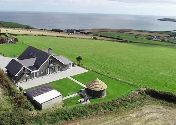 Ocean View,kinsale, Hosted By Exquisite Homes, Sleeps 22 Дом отдыха