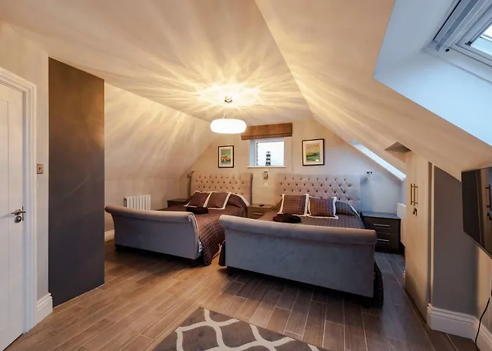 Ocean View,kinsale, Hosted By Exquisite Homes, Sleeps 22 * Кинсэйл