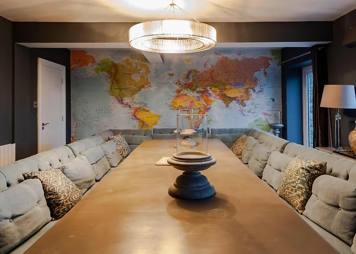 Дом отдыха Ocean View,kinsale, Hosted By Exquisite Homes, Sleeps 22