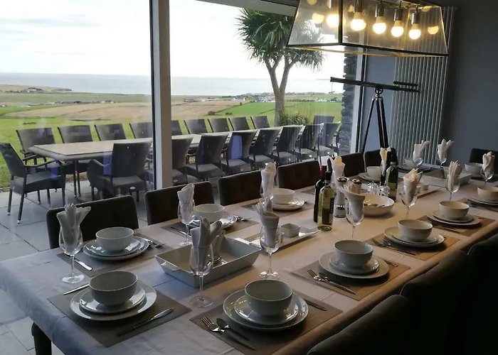 Дом отдыха Ocean View,kinsale, Hosted By Exquisite Homes, Sleeps 22 *