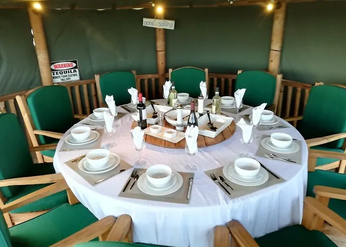 Ocean View,kinsale, Hosted By Exquisite Homes, Sleeps 22 Кинсэйл